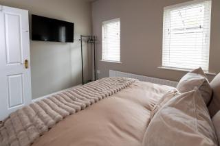 18 Garden Mews - 4