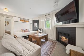 Lagoon Studio Whistler Village w Free Parking - 0