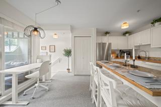 Lagoon Studio Whistler Village w Free Parking - 8
