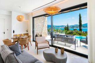 Villa Amoena by Villa Plus - 7