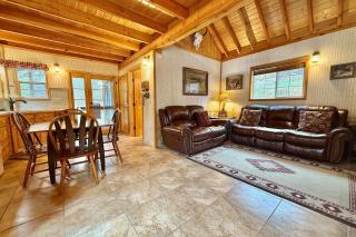 Quiet Canyon Starry Nights HappyOurs Ranch Bunk Family Home - Glendale - 4