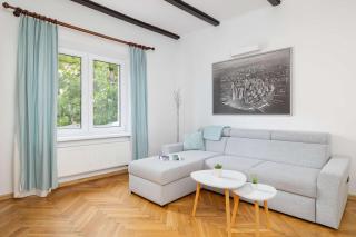 Prusa Stylish Apartment Close to the Center of Cracow by Noclegi Renters - 0