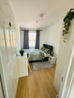 Cosy Double Bedroom in the heart of Seven Sisters - 9