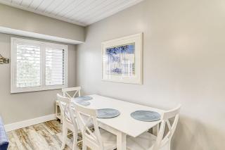 Forest Beach Villas 405 - 6