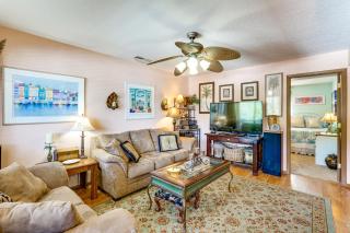 Balcony & Views! Waterfront Lake Ozark Condo - 6