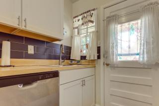 Nurse-Friendly Rental Near Hospitals & Dtwn Pueblo - 2