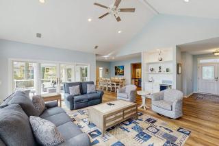Magnolia Crescent 3 - 7