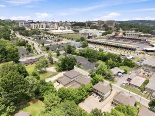 Stadium House-ON UofA Campus 2 miles to Downtown - 9