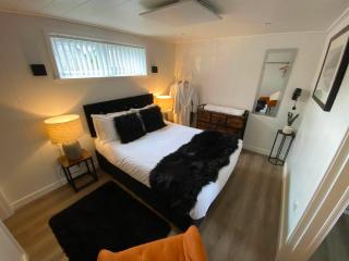 Balmaha Lodges and Apartments - 2