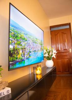 Cozy Three Bedroom, Rupas Mall - 1