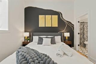 Spacious 3BD West Town Apartment next to Kasama - 9