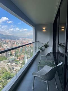 Skyline Escape Panoramic View El Poblado - 0