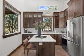 New East Zion 1BR for 2, Hot Tub & Fireplace - 7