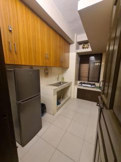 Single bedroom with AC and private bathroom - 4