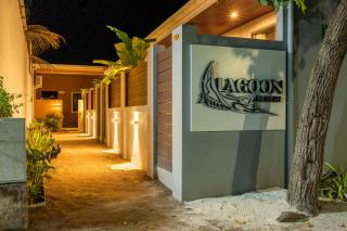 Lagoon Dhigurah - 0