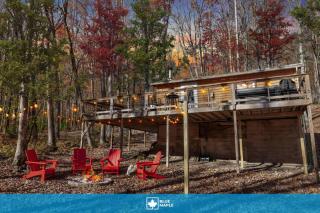 Cozy Cabin w Lake, Hot Tub, Huge Deck & Fire Pit - 0