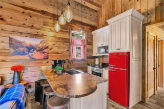 The Front Porch, Secluded Mountain Retreat Zion - 2