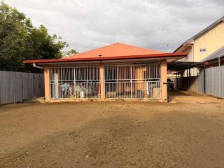 Cozy Family Retreat, Secure Gated Home - 7
