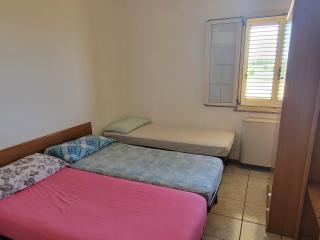 Camera Tripla in affitto con bagno privato interno - 9