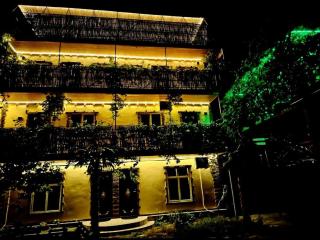 Baku "ISR" Guest House - 8