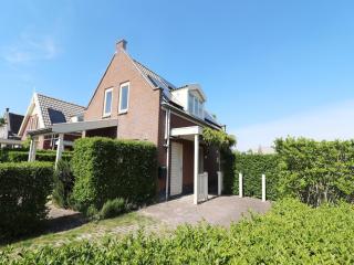 Bungalow by Water near Rotterdam - 9