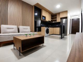 105 - 2 Bedroom - 4