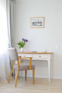 TOP location ★ Fabulous view ★ Close to everything - 4