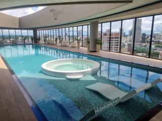 Balcon piso 16 - Escritorio - Piscina - Gym - 5