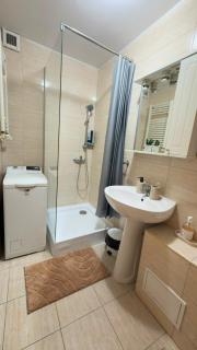 Roxen House - 7