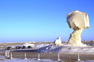 White Desert camping with hotel room after camp - 0