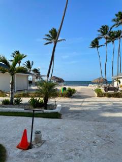 Costa Dorada Beach Club - 7