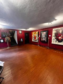 Art gallery suite & coffee - 1