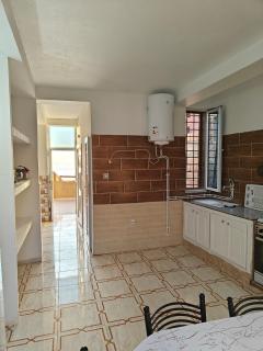 Appartement fraichement rénové à Tazeboujt Bejaia - Tout proche de la mer - 4