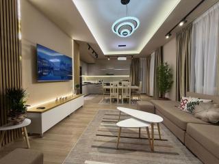 Modern Penthouse with outdoor living and views - 1