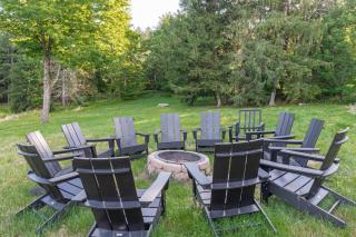 8BR Luxury Retreat with Hot Tub, Games, & Fire Pit - 6