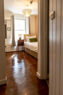 The Wheatsheaf Hotel - 1