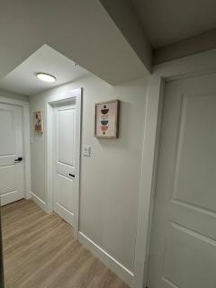 Stunning 2-Bed Aprtment at Pearl View Est off Kenmount rd - 8
