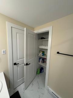 Stunning 2-Bed Aprtment at Pearl View Est off Kenmount rd - 6