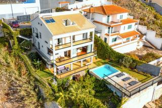 Spacious house with sea view in Caniço + private pool - 9