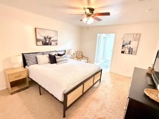 NEW Boho Farmhouse with Game Room & Fire Pit - 7