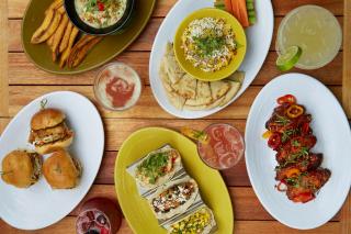 Kimpton Surfcomber Hotel by IHG - 2
