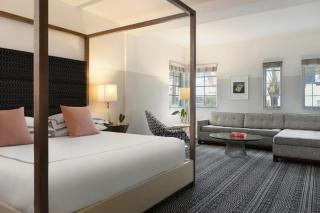 Kimpton Surfcomber Hotel by IHG - 8