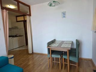 Apartments by the sea Gradac, Makarska - 22460 - 2