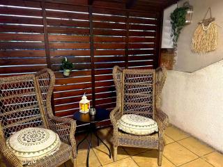 Arithea Hidden Seaside Heritage 2BR Suite - 5