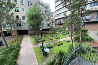 Stylish & Sunlit Studio in the Heart of Carlton - 9