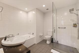 The Central Nook - Walk to town - Mountain views - 8