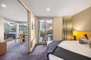 The Central Nook - Walk to town - Mountain views - 5