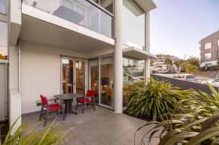 The Central Nook - Walk to town - Mountain views - 1