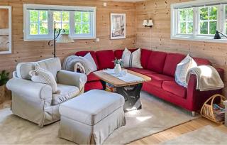 3 Bedroom Gorgeous Home In Passebekk - 2