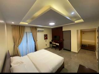 Degrams Hotel and suites - 7